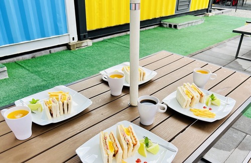 Yuchi Bed & Breakfast | tea king B&B