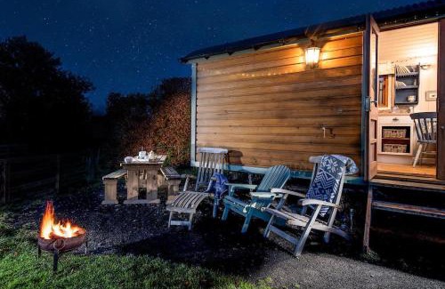 Bowsden House | Teasel Shepherd's Hut