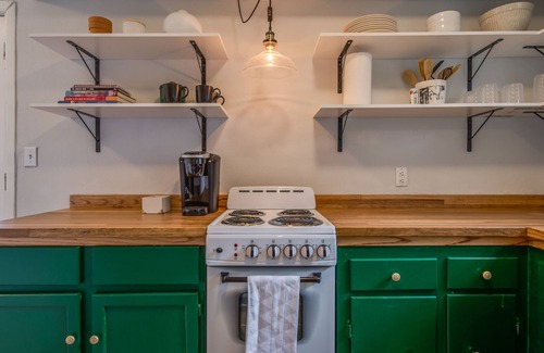Tech Terrace House | Tech Terrace Cottage-Just 3 Blocks from TTU!