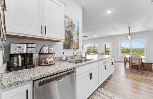 Branson West Condo | Tee House At Stonebridge 3 Bedroom Condo by RedAwning