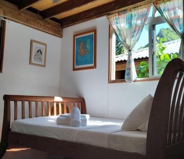 Teavaro House | Tema'e Beach House