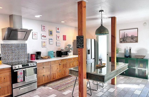 Tempe House | Tempe Poolside Hideaway- AC, pool, arcade room