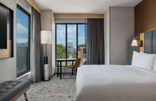 Downtown Louisville Hotel | Tempo By Hilton Louisville Downtown Nulu