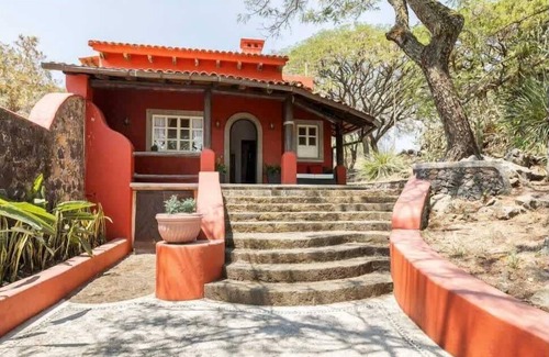 Tepoztlan House | Tepoztlan Retreat: Casanevo Bliss, 10 Guests, A/C
