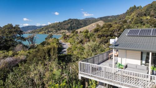 Havelock House | Tepuia Cottage - Havelock Holiday Home
