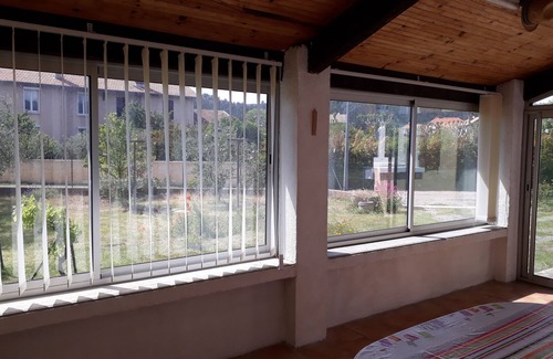 Chateau-Arnoux-Saint-Auban House | Terraced house of 75 m2 garden with trees and private 350m²