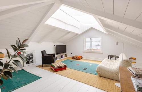 Lisbon Old Town Apartment | Terraço Lapa