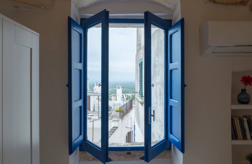 Ostuni Historic Centre Apartment | Terrazza Blu Cobalto by Wonderful Italy