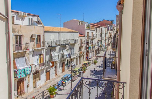 Old Town Apartment | Terrazza di Svevia