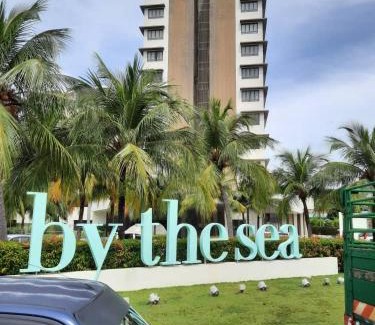 Batu Ferringhi Apartment | TESS - By The Sea, Batu Ferringhi Penang