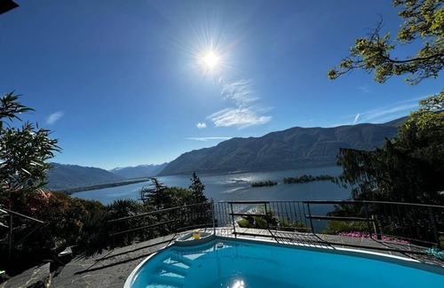 Ronco sopra Ascona House | Tessiner Haus, Privater Außenpool, Eigener Garten, Freier Seeblick