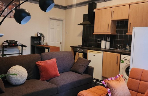 Wolverhampton Apartment | Tettenhall, Wolverhampton offers a variety of attractions includ historical site
