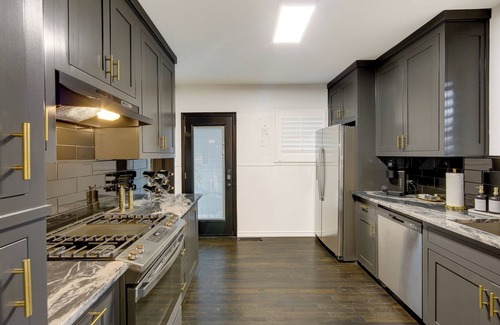 Tyler House | Texas Retreat w/ Fire Pit & Grill, Near Golfing!