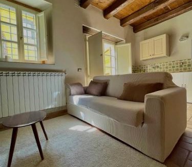 Mologno Apartment | TF Home