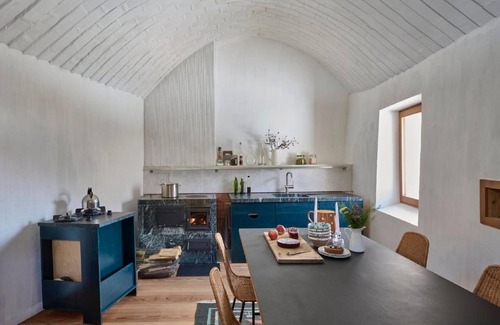 Lohn House | Tgea Simonett - Foundation Holidays in Historical Buildings