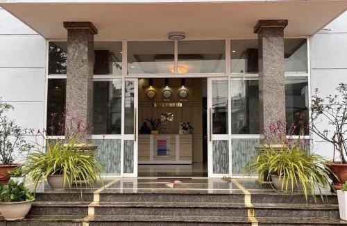 Ta Lan Than Apartment | Thúy Tiên Hotel LC - by BAY LUXURY
