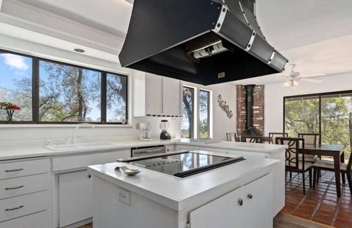 Rough and Ready House | THAB · Perfect Nature Getaway From The Hustle & Bustle!