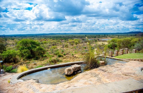 Matabeleland South Villa | Thakgalo Honeymoon Suite - 2211