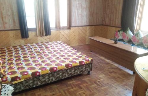 Manali Apartment | Thakur Niwas