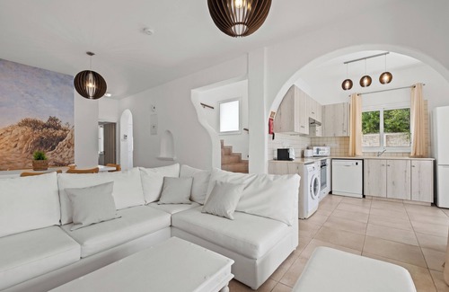 Ayia Thekla Hotel | Thalassines Beach Villas