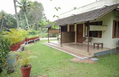 Kumarakom House | Tharangini