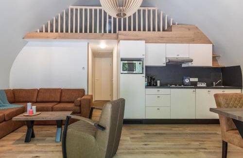 De Bult House | Thatched Home in Overijssel