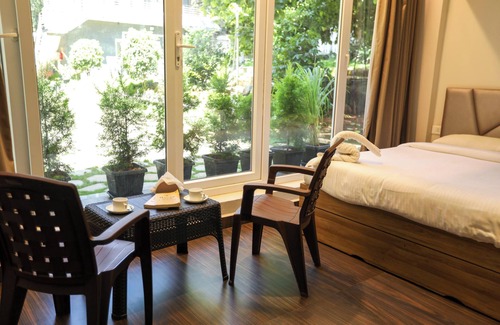 Yelagiri Resort | Thavika Silverwood Residence Yelagiri