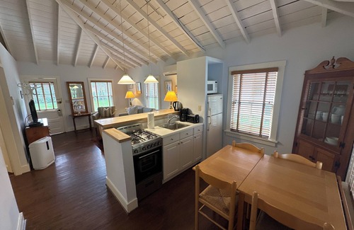 Village of Southampton Bed & Breakfast | The 1708 House