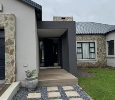 Mookgopong House | The 314 Euphoria Golf Estate
