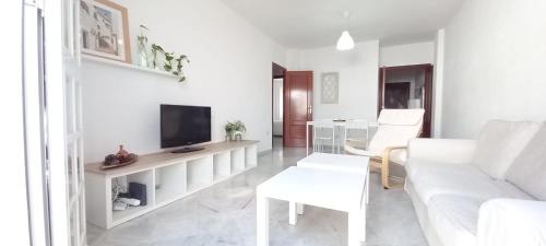Bollullos de la Mitacion Apartment | The 32