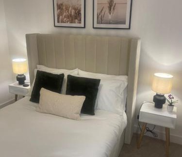 Hanham House | The Abode