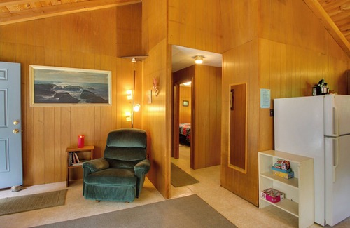 Raymond Cabin | 'The Acres' Panther Pond Cabin w/Beach & Dock!