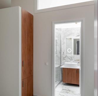Plaka Apartment | The Aeolian