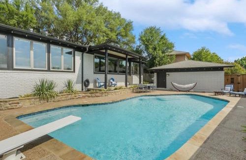 Rockwall House | The Alamo Abode - Lake View Pool Newly Renovated