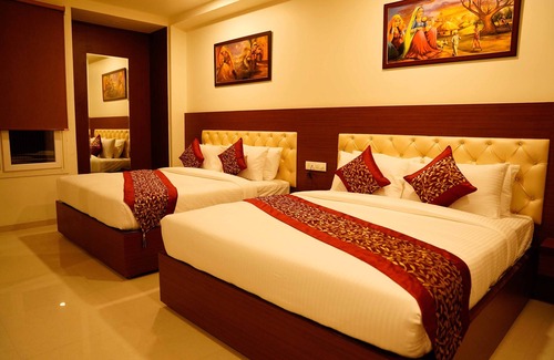 Amer Fort Road Hotel | The Amer Valley