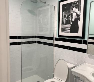 Williams Bay Hotel | The American House in Williams Bay