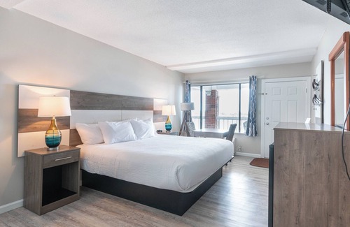 Ocracoke Hotel | The Anchorage Inn and Marina