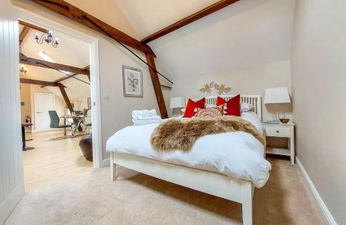 Montgomery House | The Annexe