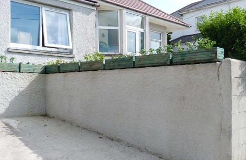 Rescorla House | The Annexe, Laburnum