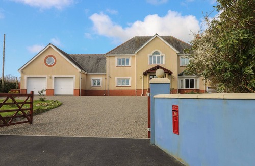 Haverfordwest Cottage | The Annexe, Meadow Croft
