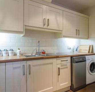 Beaumont Apartment | The Artane Self Catering