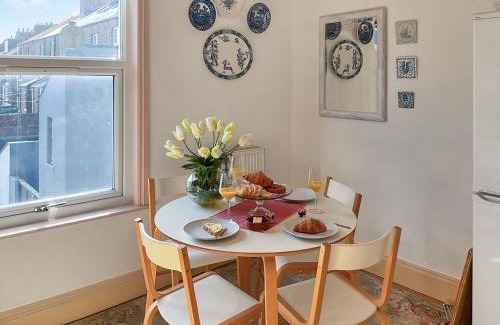 North Sea Apartment | The Artists Retreat