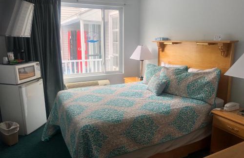 Narragansett Pier Hotel | The Atlantic House