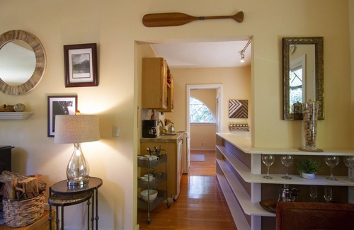 Forestville Cabin | The Attic At The Red Chateau - Russian River Wine Valley