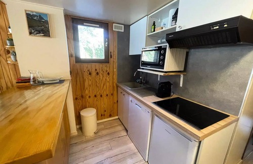 Barcelonnette Ski Chalet | The Barce Chalets - Chalets for 8 People