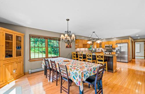 Johnsburg House | The Barn on Bartman