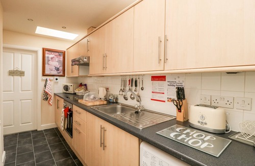 Easington Cottage | THE BARN, pet friendly, country holiday cottage in Easington