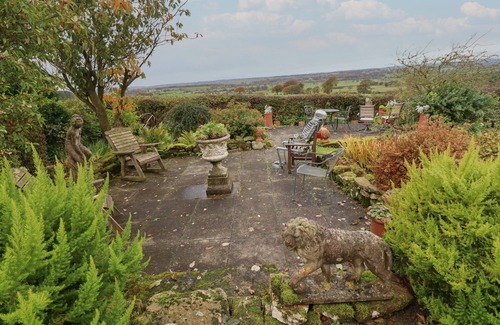 Capheaton Cottage | THE BARN, pet friendly, character holiday cottage in Ponteland