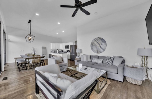 Bremen House | The Barn Smith Lake Cottages