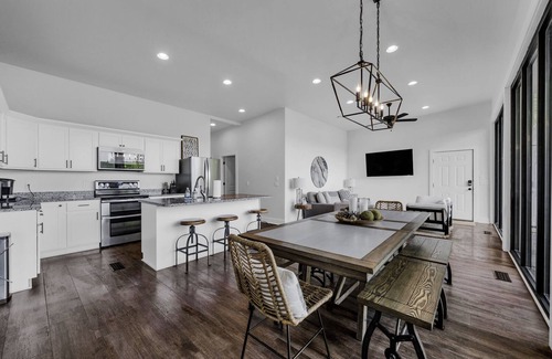 Bremen House | The Barn Smith Lake Cottages